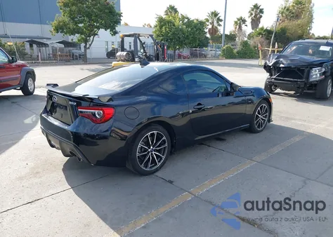 2020 Subaru Brz Limited из США, поврежденный, VIN JF1ZCAC15L9701034